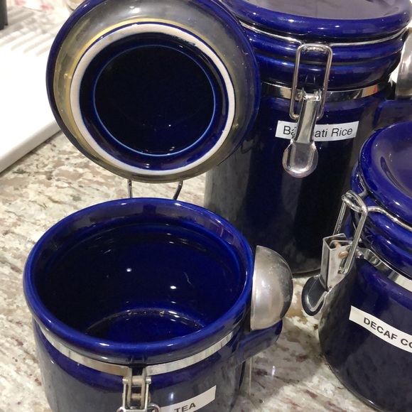 Storage canisters - Picture 3 of 5